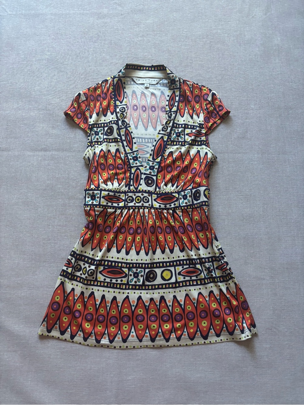 Trina Turk vintage silk funky whimsical tribal geometric print shirt size 2